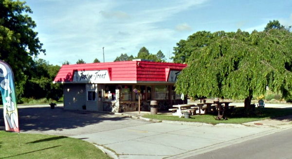 Tastee-Freez - Fennville - 744 E Main St (newer photo)